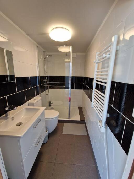 Appartement 2 Pieces Renove Avec Acces Piscine Peymeinade Ngoại thất bức ảnh