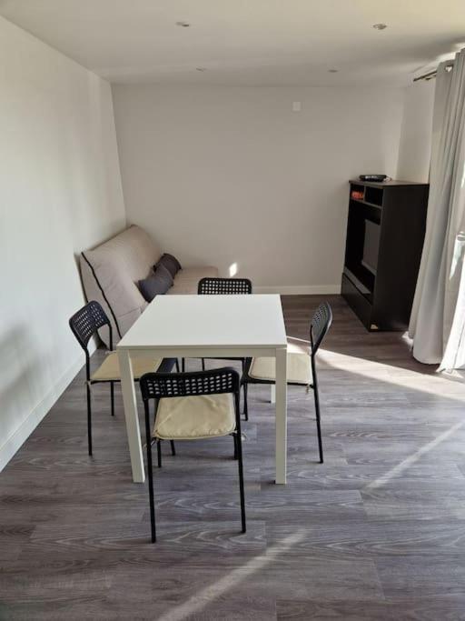 Appartement 2 Pieces Renove Avec Acces Piscine Peymeinade Ngoại thất bức ảnh