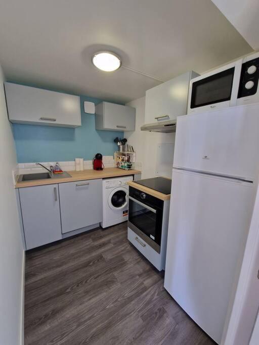 Appartement 2 Pieces Renove Avec Acces Piscine Peymeinade Ngoại thất bức ảnh